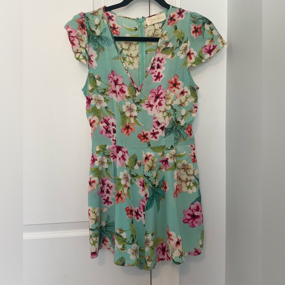 Floral shirtsleeve romper